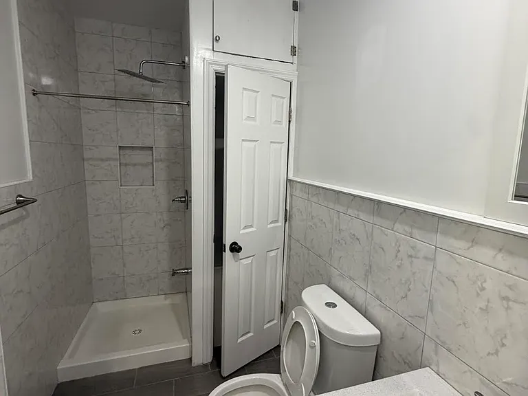 2 Gail Ct — Photo 3