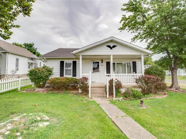 701 Harrison St, Jerseyville, IL 62052
