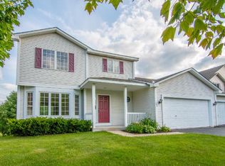 549 Falcon Ridge Rd, Woodbury, MN 55125