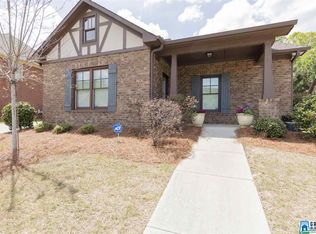 1693 Creekside Dr, Hoover, AL 35244
