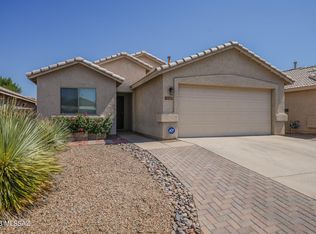 10367 E Oakbrook St, Tucson, AZ 85747