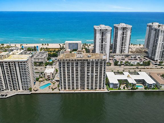 3rd image of 1600 S Ocean Dr APT 18B
