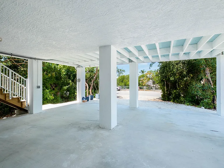 204 Coral Ave — Photo 25