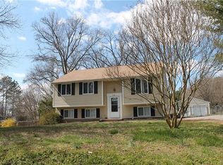 6348 Dahlia Ct, Mechanicsville, VA 23111