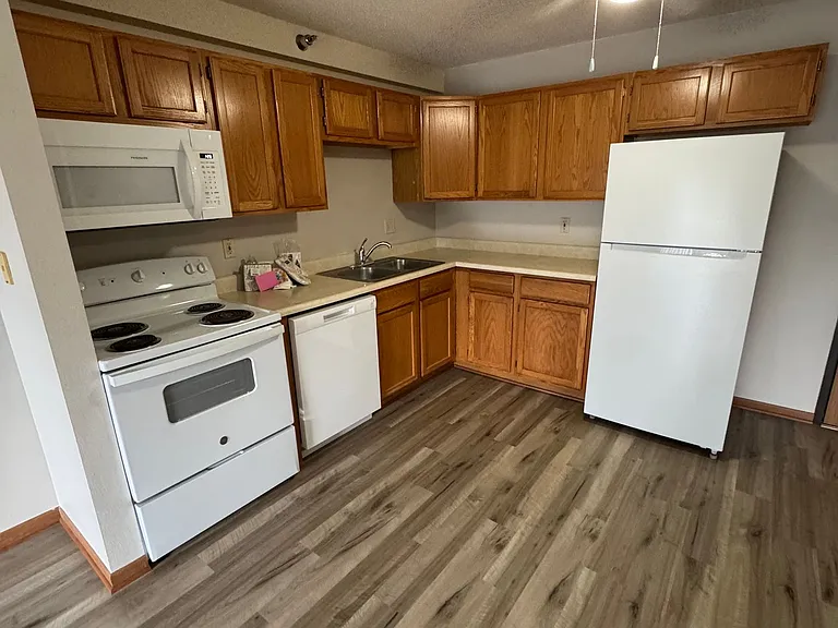 Fairmeadows Village-55+ Independent Living Rental Community — Photo 5