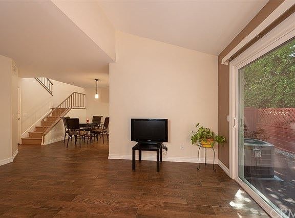 3rd image of 1744 Forum Way Unit B