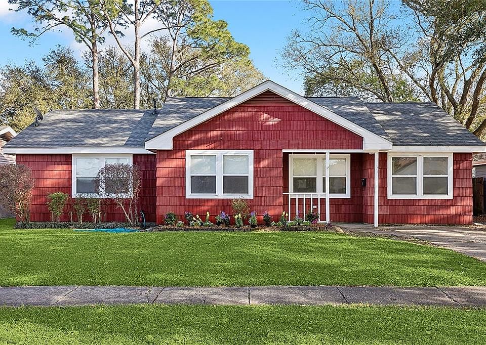 1st image of 125 Coventry Ct