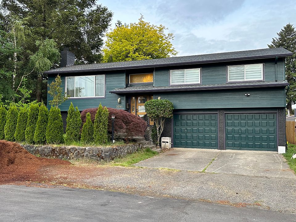 1st image of 3241 NE 117th Ave