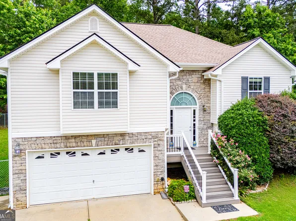 476 W Wind Dr, Villa Rica, GA 30180