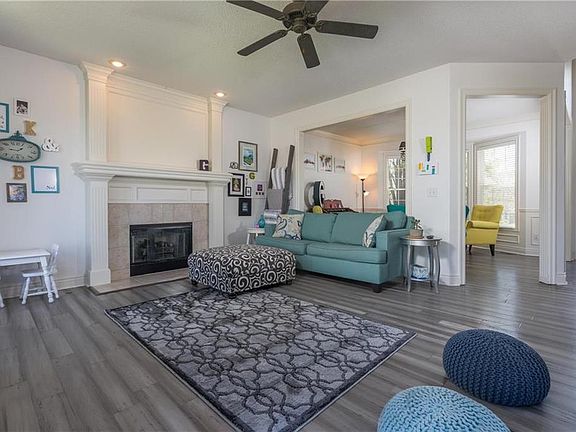 3rd image of 9719 Millridge Dr