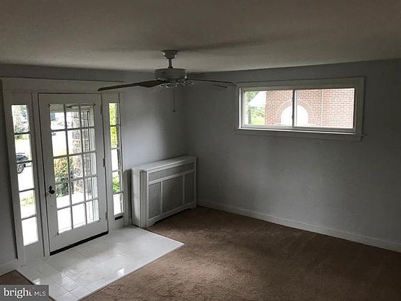 5th image of 903 Ormond Ave