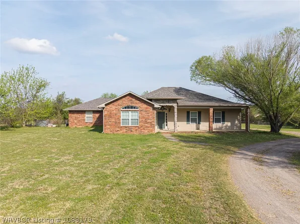 2614 253rd Hwy, Lavaca, AR 72941