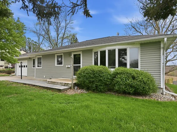 558 6th St, Charter Oak, IA 51439