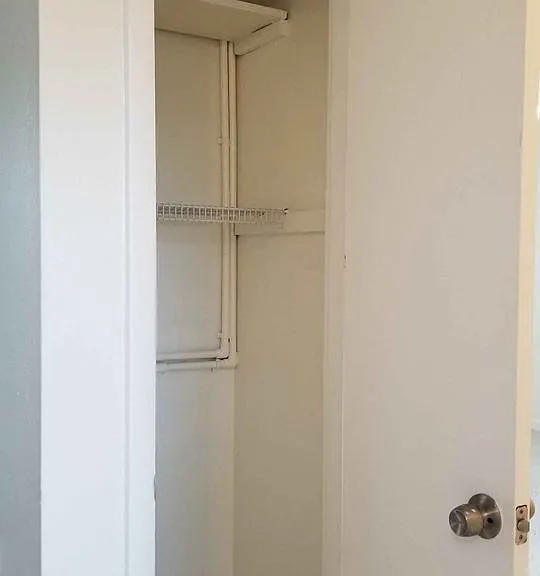617 Joel Blvd #B — Photo 7