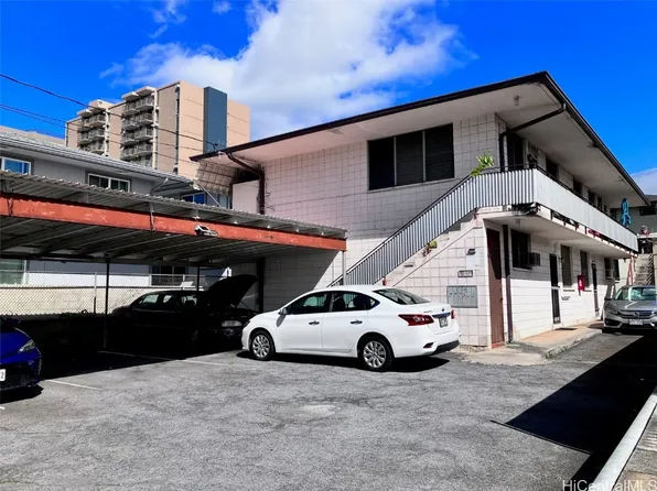1072 Kinau St, Honolulu, HI 96814