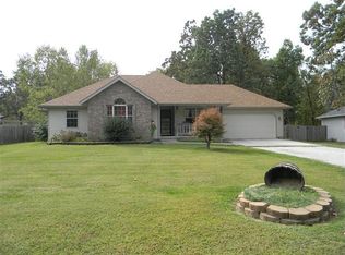 108 W Kennedy St, Strafford, MO 65757