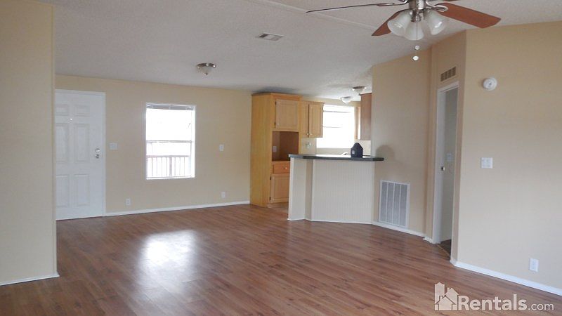 1st image of 1711 Linares Way