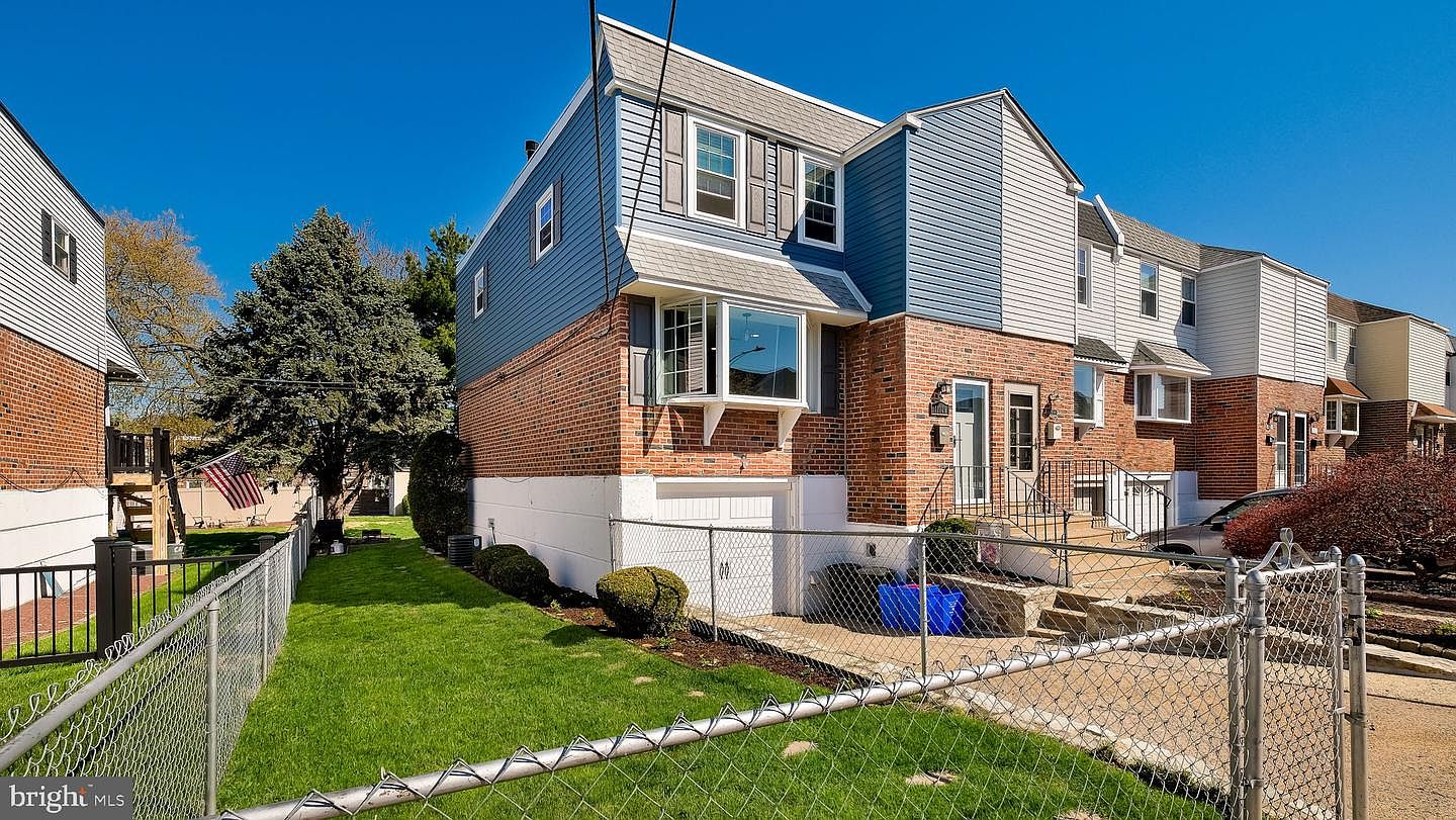 11720 Dimarco Dr, Philadelphia, PA 19154 | Zillow