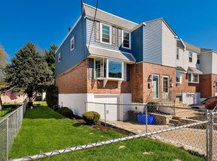 11720 Dimarco Dr, Philadelphia, PA 19154