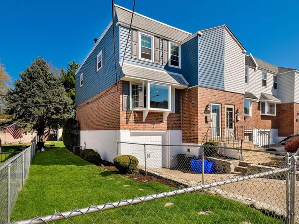11720 Dimarco Dr, Philadelphia, PA 19154