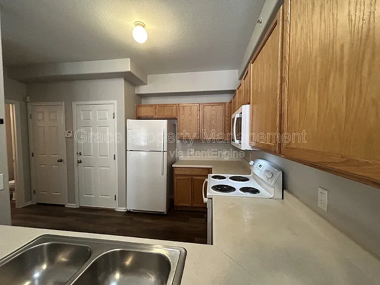 9758 Laredo St #32B — Photo 6