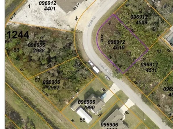 Kayak Rd, North Port, FL 34291