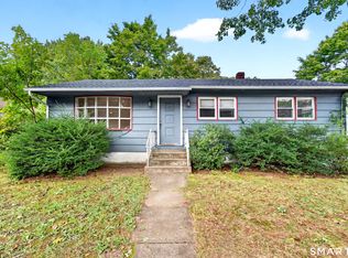 31 Dydo Drive, Montville, CT 06382