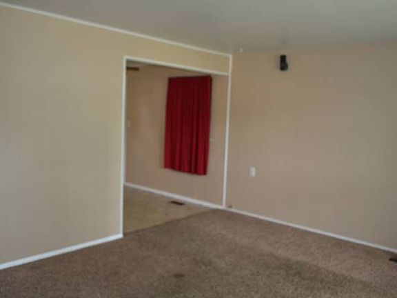5th image of 3044 Mojave Dr