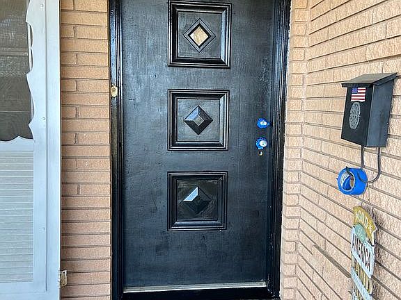 3rd image of 1701 Ferris Ave