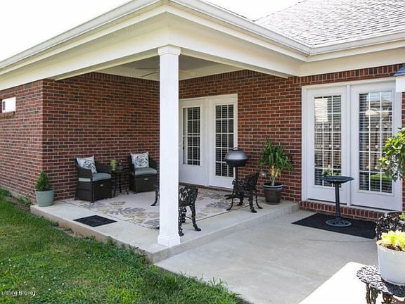 4th image of 132 Bullitt Creek Dr #1