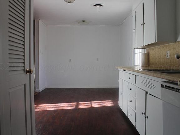 4th image of 609 Red Deer St