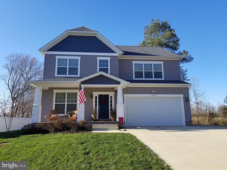 2nd image of 104 Huckleberry Ln