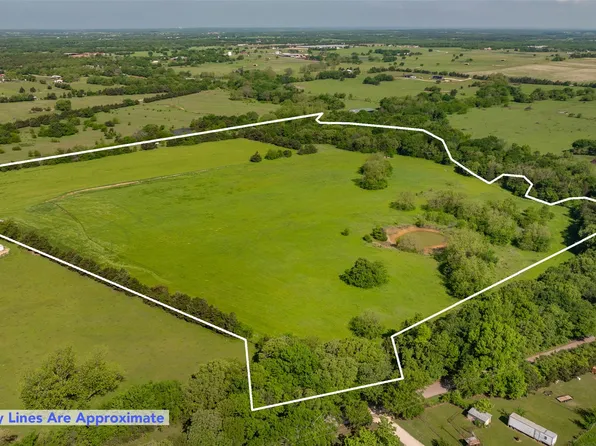 32 Ac Cres #167, Whitesboro, TX 76273