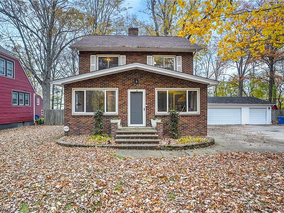 105 Keewaydin Dr, Timberlake, OH 44095 Zillow