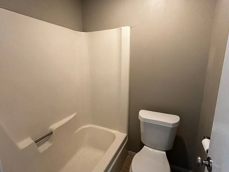6603 Deatonhill Dr — Photo 17
