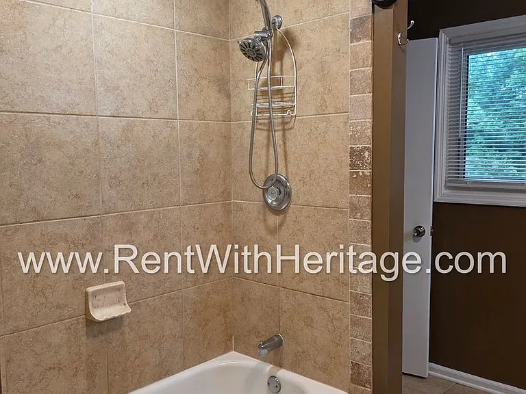 6190 Knights Ln — Photo 37