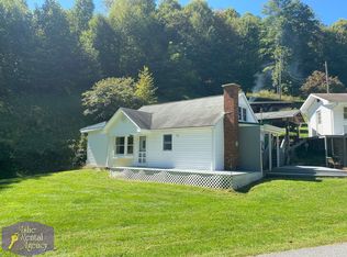 531 Sawyers Rd, Warrensville, NC 28693