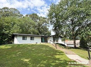 364 Dun Robbin Dr, Severna Park, MD 21146