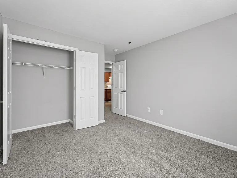 Glen Ridge Commons Apartments — Photo 12