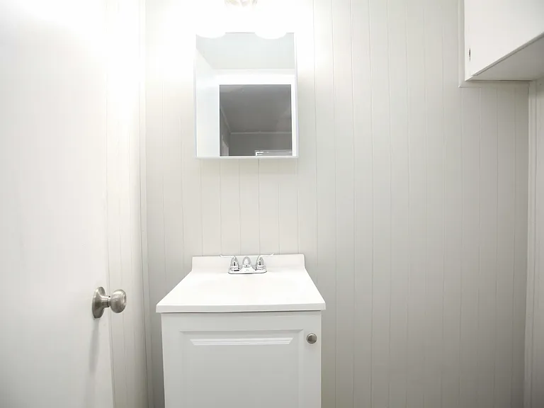 7305 E Wakefield Dr — Photo 13