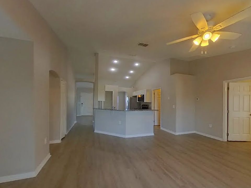 1st image of 107 Milton Pl #0