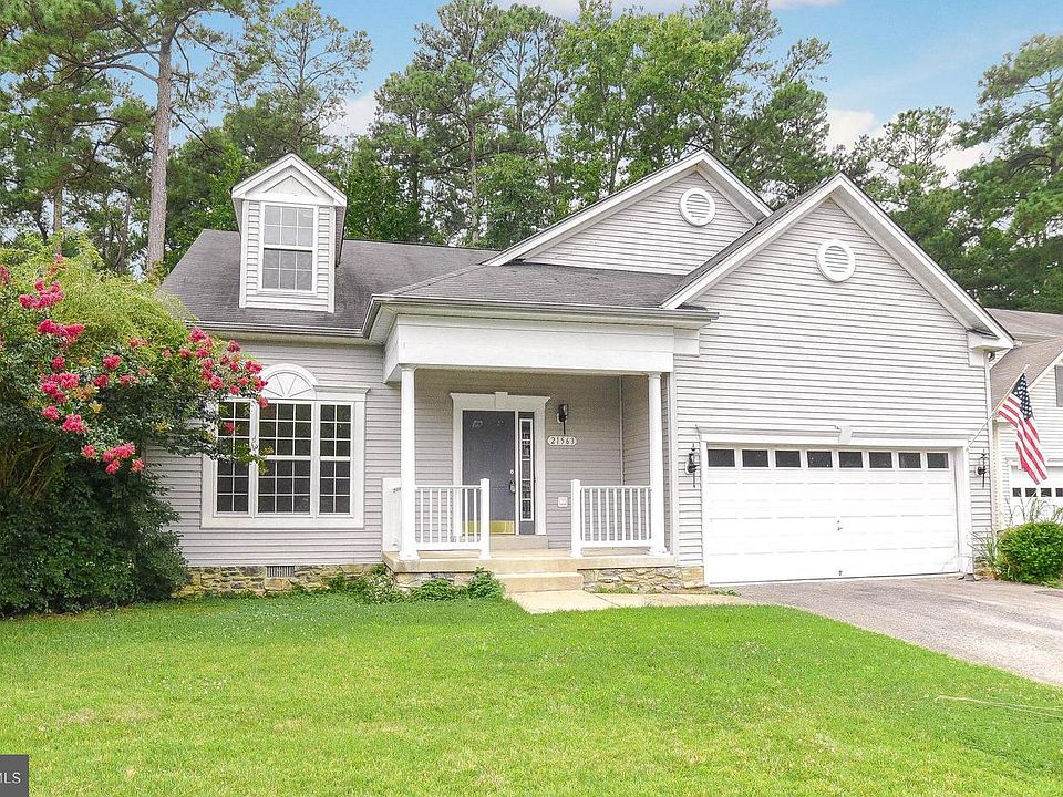 1st image of 21563 Oxford Dr