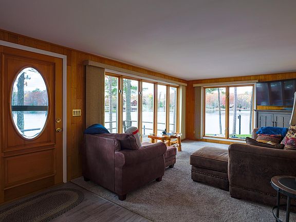4th image of 9238 Marguerite Ct