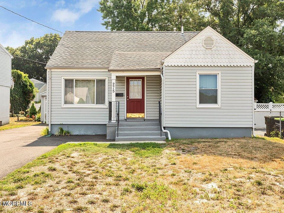 1st image of 275 Laurel Avenue