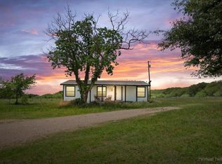 661 S Pleasant Hill Rd, Axtell, TX 76624