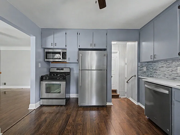 5375 Mayfair St — Photo 17