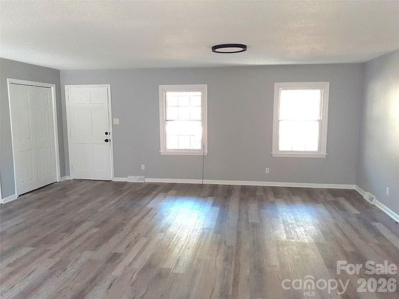 4th image of 1638 W Colonial Dr #133