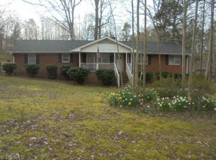 7108 Company Mill Rd, Climax, NC 27233