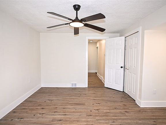 21st image of 468 Hiland Ave