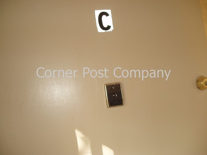 1st image of 3600 Bryn Mawr Dr NE APT C